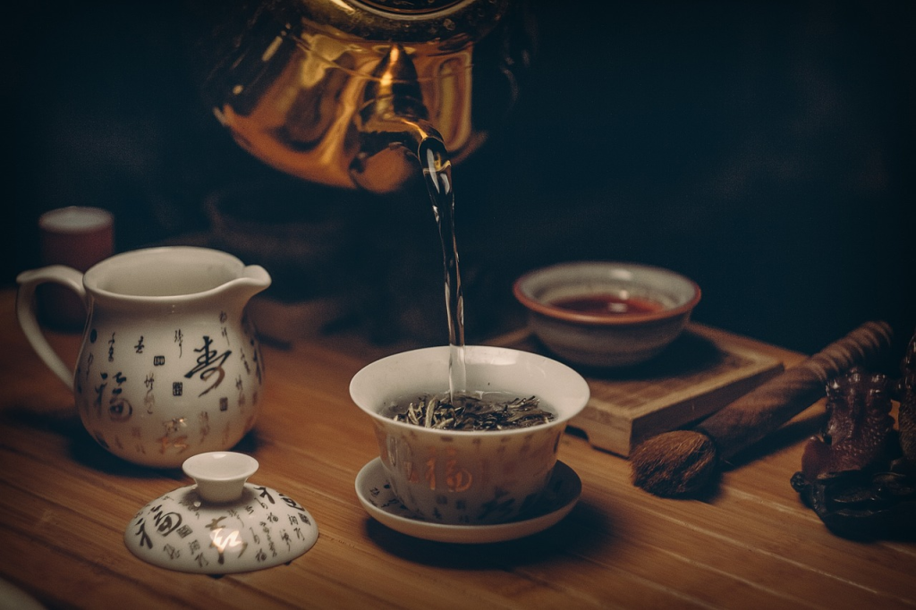 tea, cup, tea cup, pot, tea leaves, pour, pouring, pouring tea, tea time, tea ceremony, beverage, hot tea, drink, kitchenware, teapot, traditional, black tea, green tea